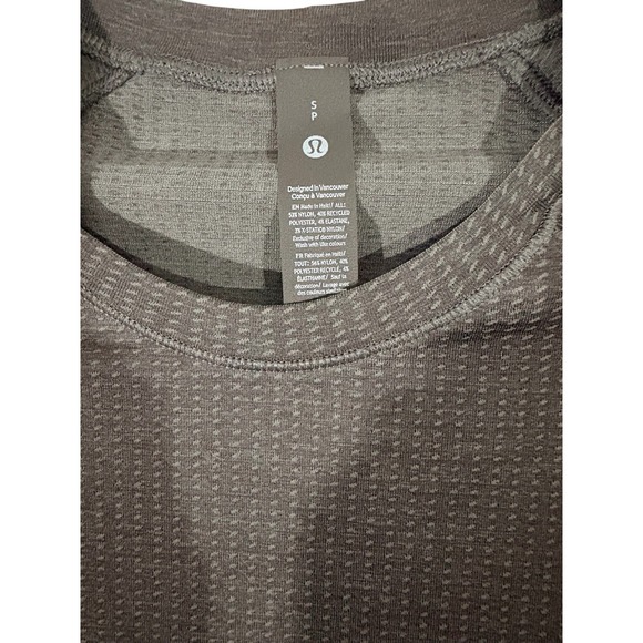 Lululemon Shirt Small Mens Metal Vent Tech Slim Fit BLACK NWT - Picture 4 of 9